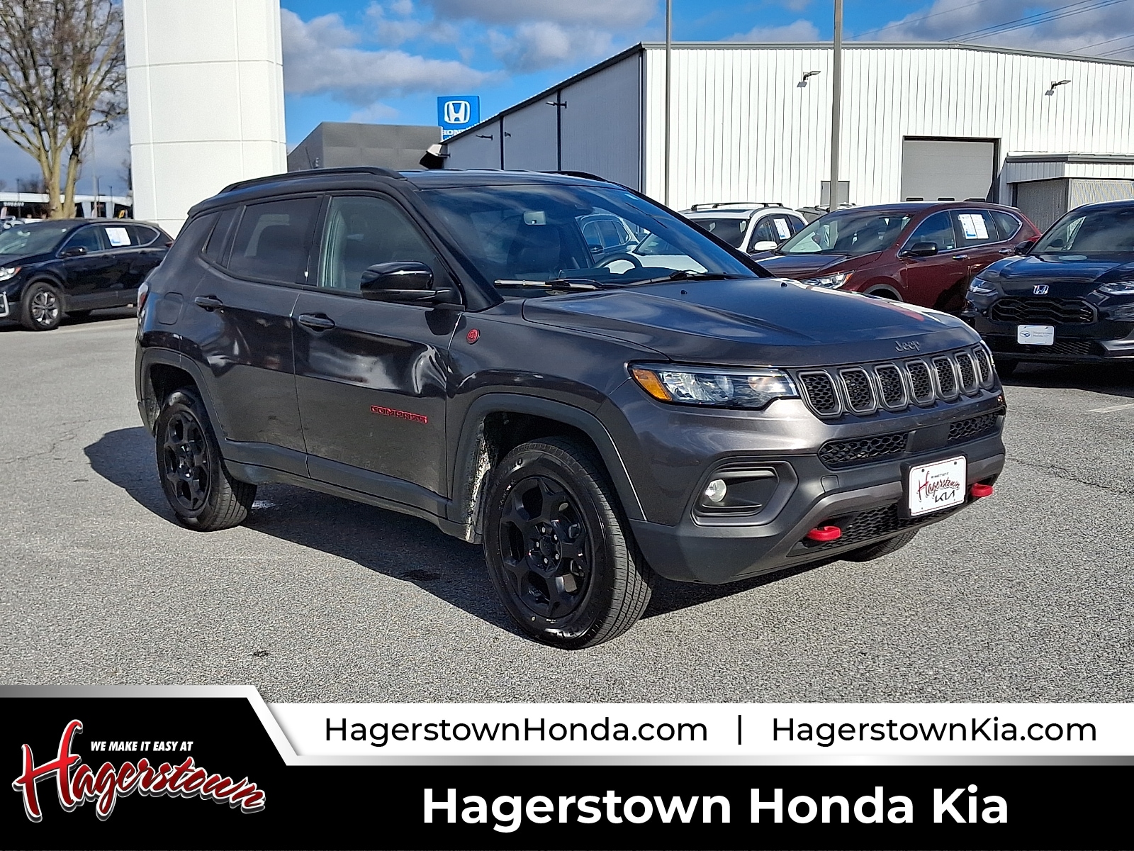 2023 Jeep Compass Trailhawk's photo