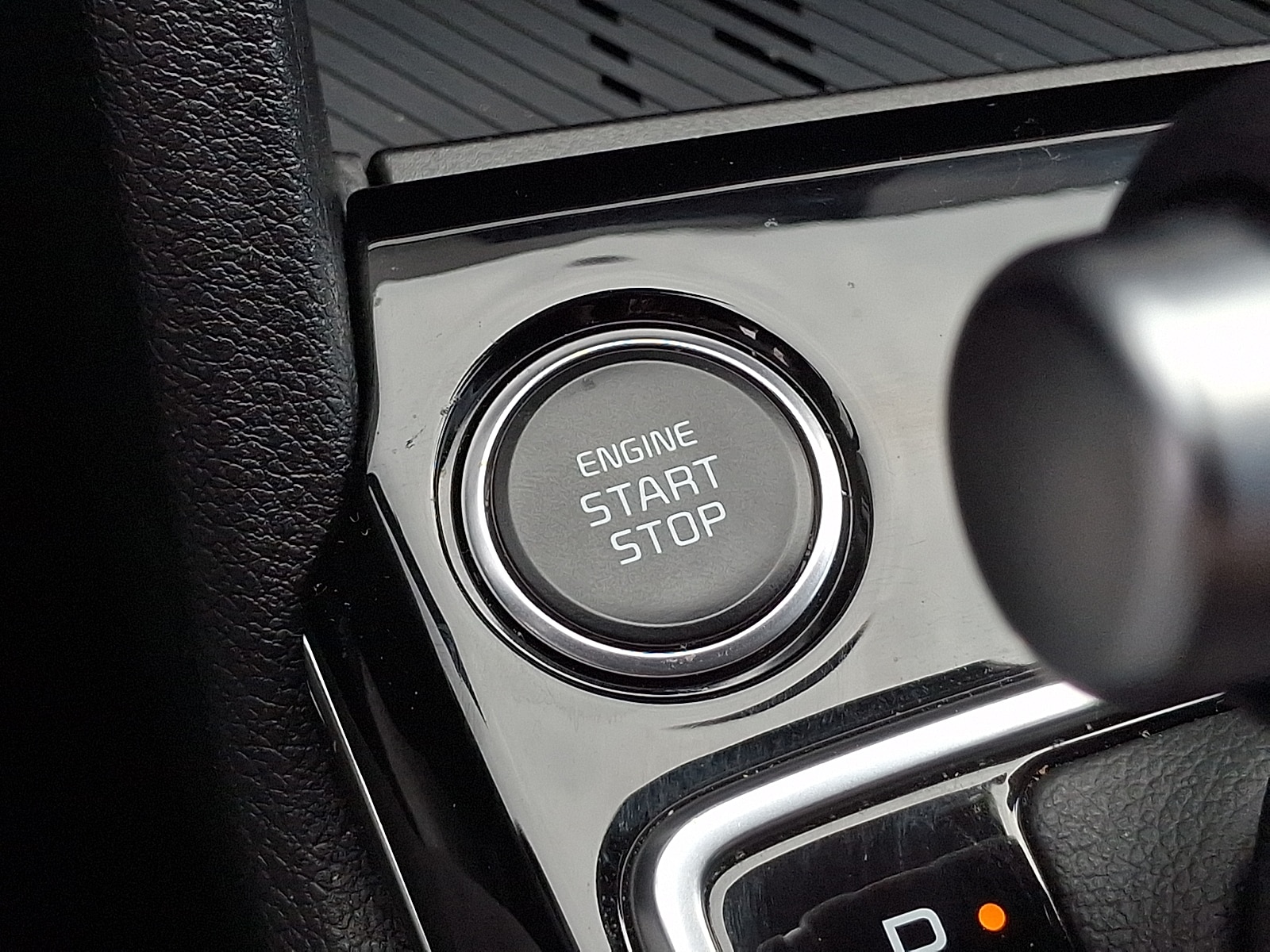 2024 Kia Sportage X-Line - Photo 26