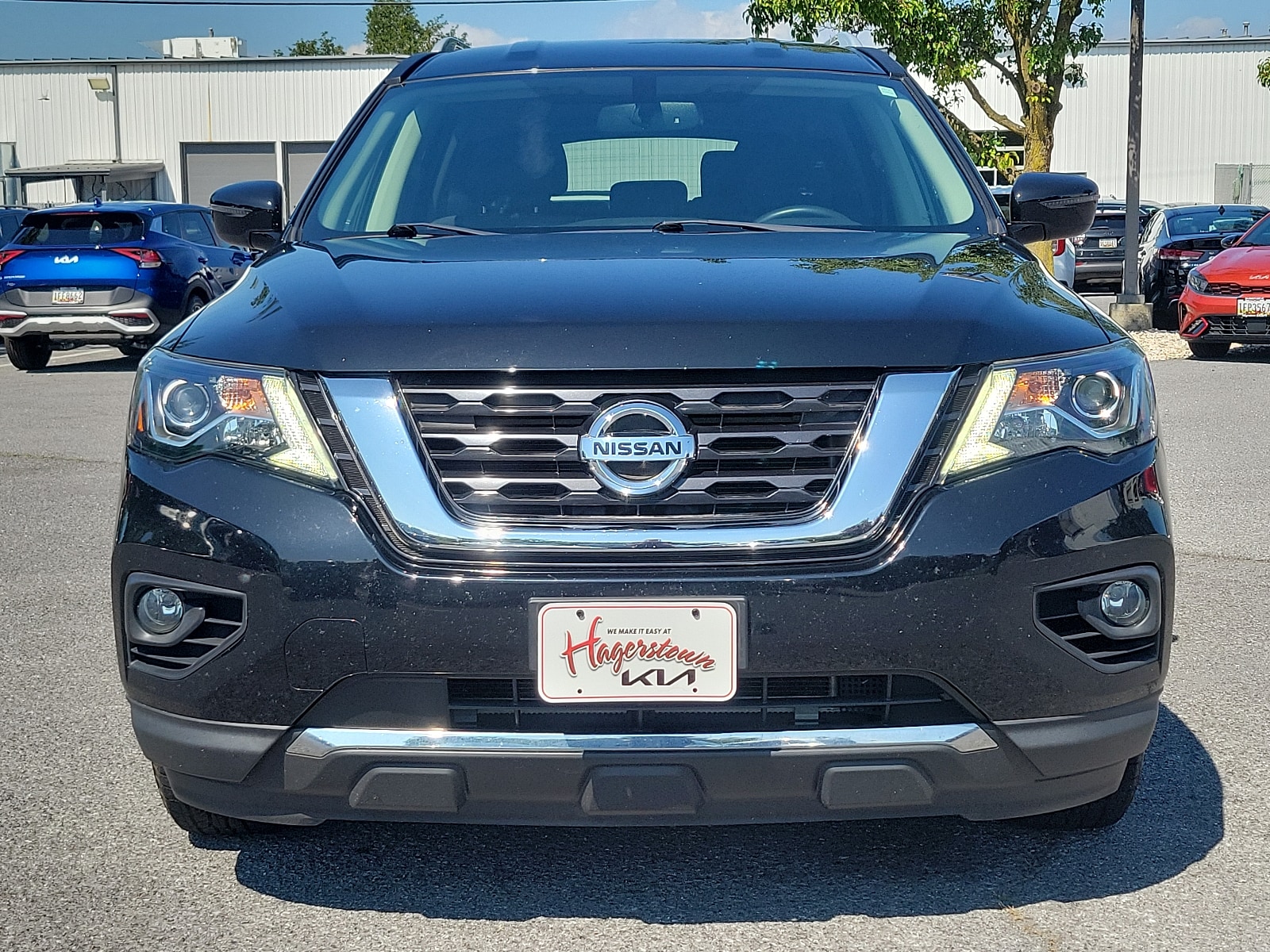 Used 2019 Nissan Pathfinder SV with VIN 5N1DR2MMXKC634879 for sale in Hagerstown, MD