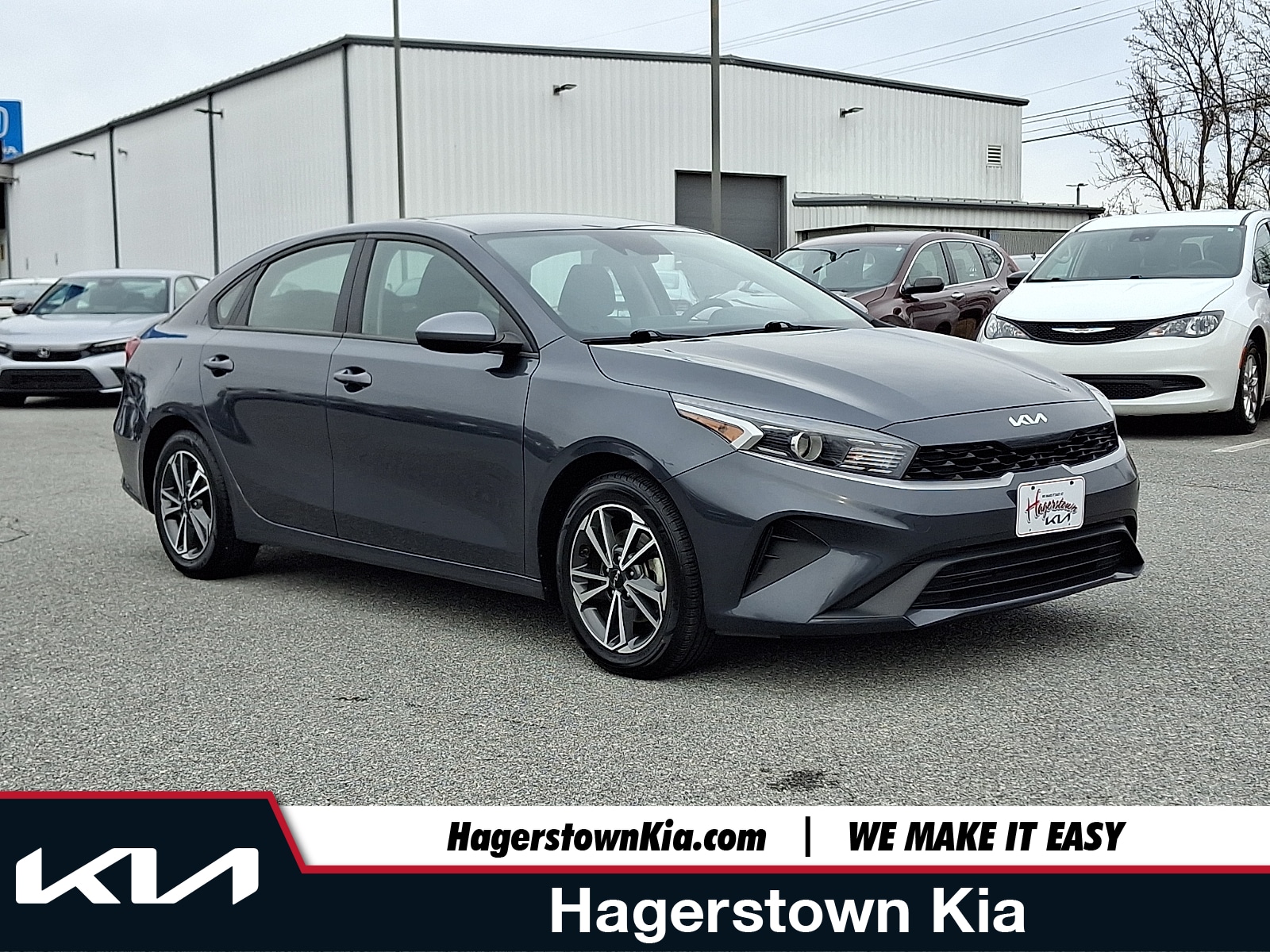 2023 Kia Forte LXS's photo