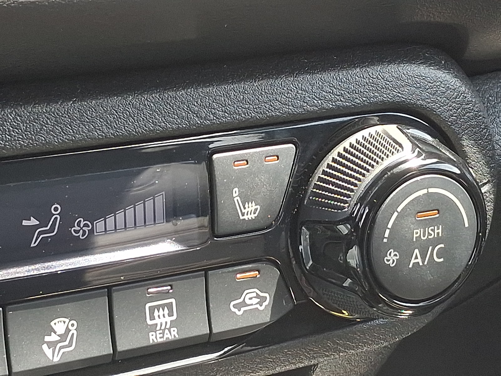 2023 Nissan Kicks SR - Photo 26
