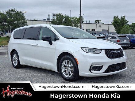 2024 Chrysler Pacifica Touring L Minivan/Van