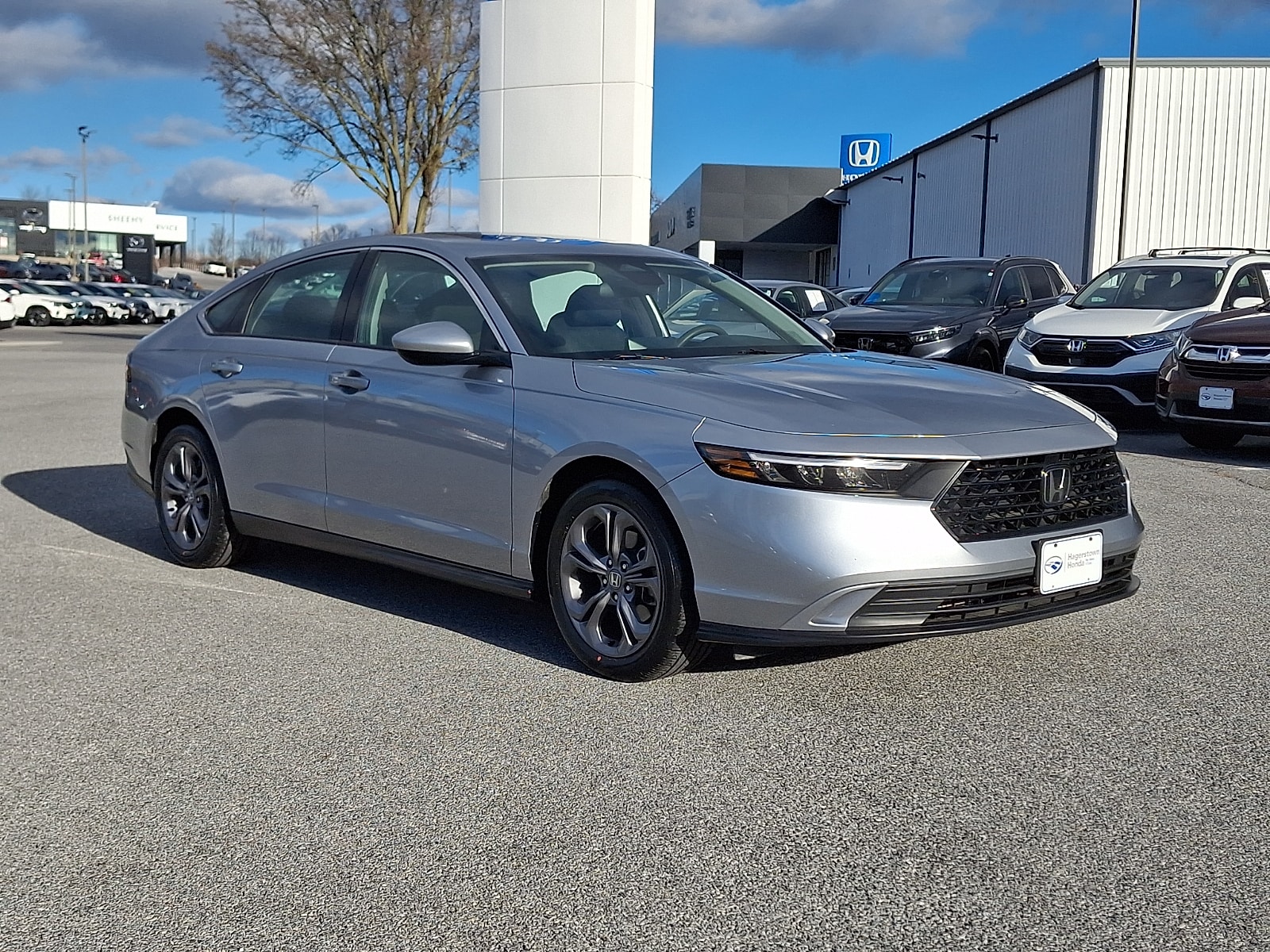 2023 Honda Accord EX's photo