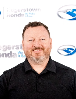 Staff member Jeremy Kelly from ID_283864e55ddb