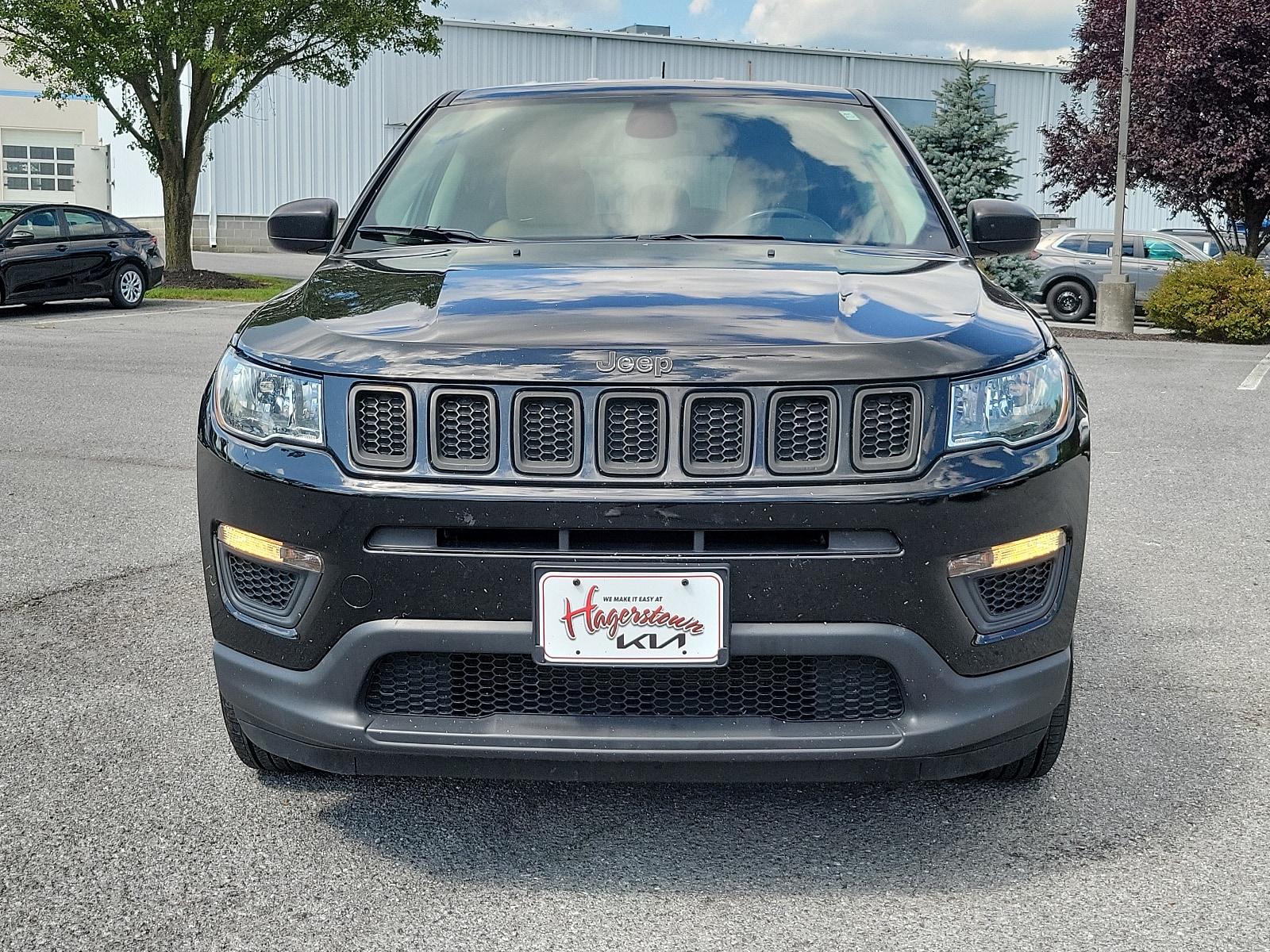 Used 2019 Jeep Compass Sport with VIN 3C4NJDAB7KT773404 for sale in Hagerstown, MD