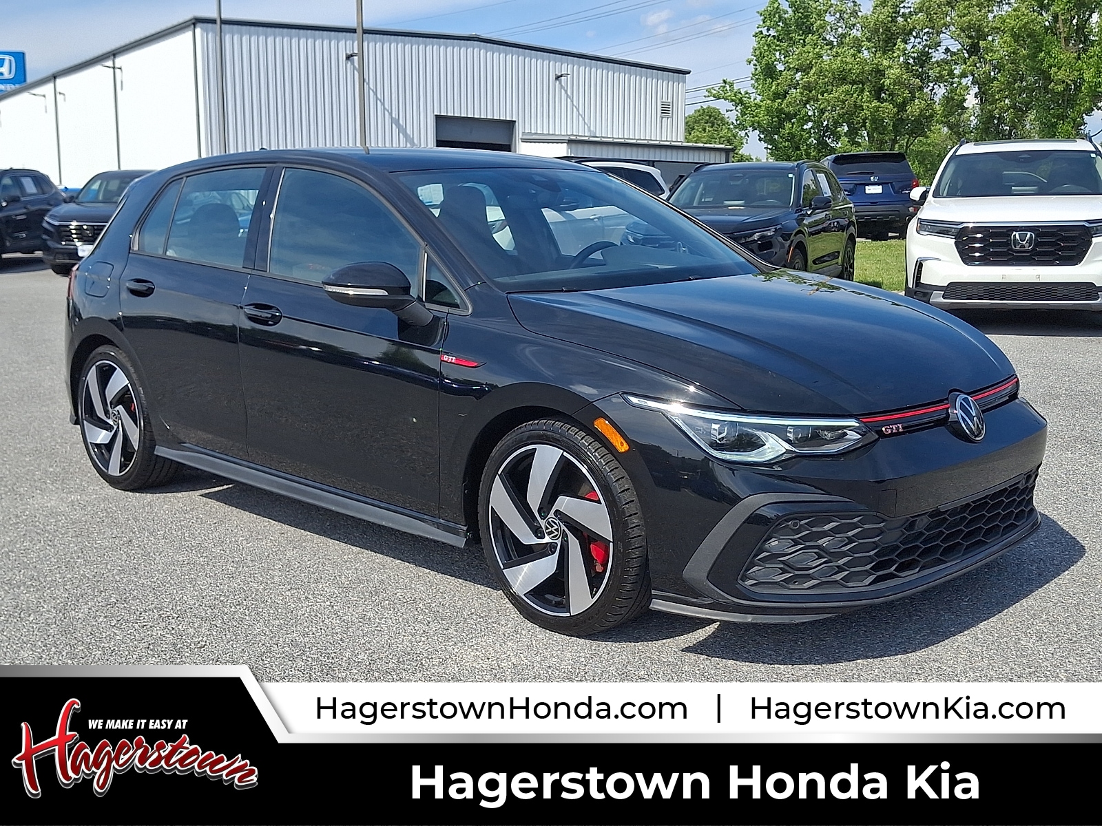 2024 Volkswagen Golf GTI 2.0T S 4-door DSG's photo