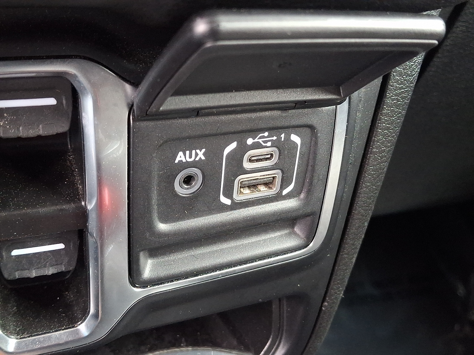 2024 Jeep Wrangler 4-Door Sport S - Photo 25