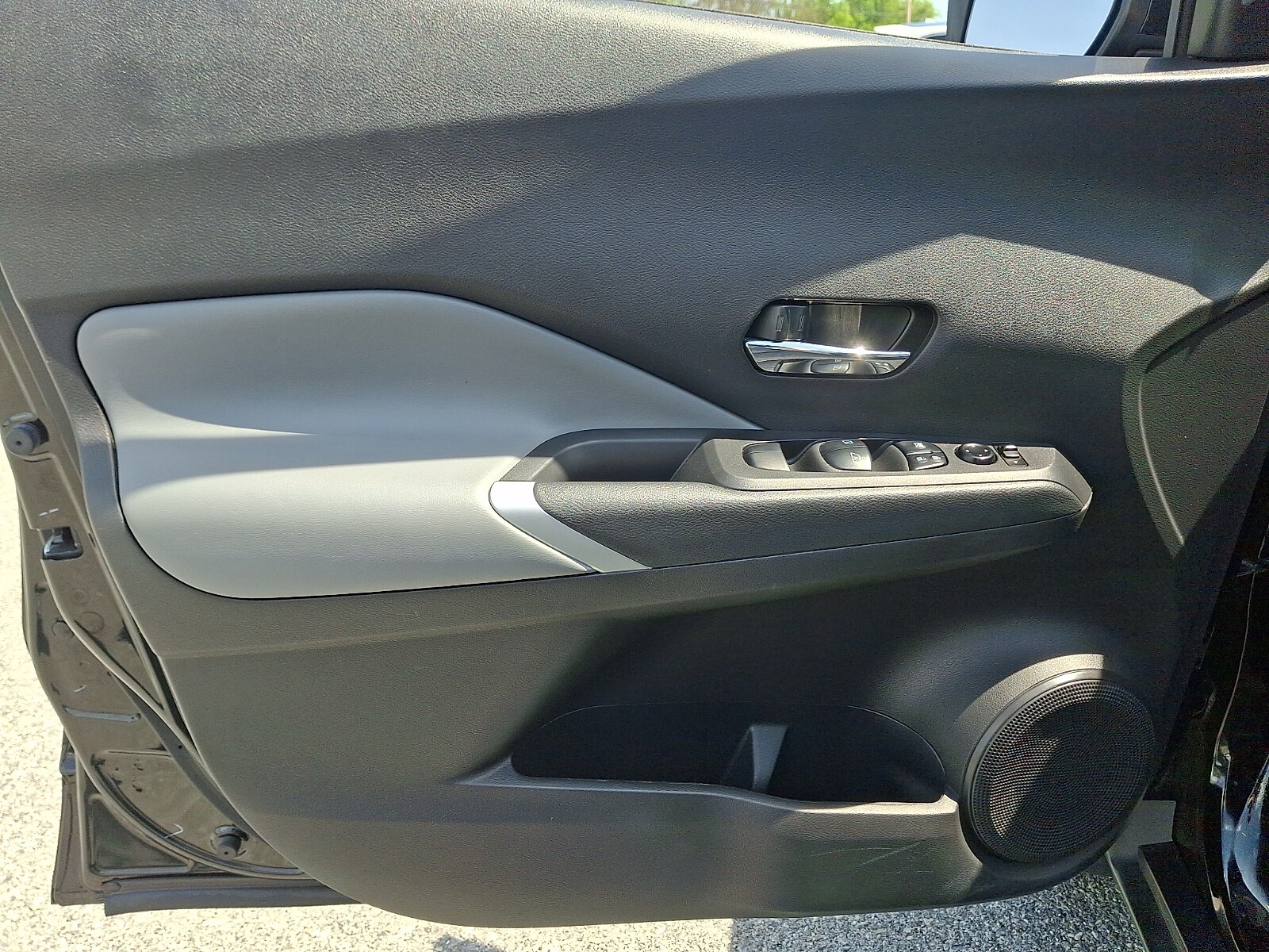 2023 Nissan Kicks SR - Photo 12