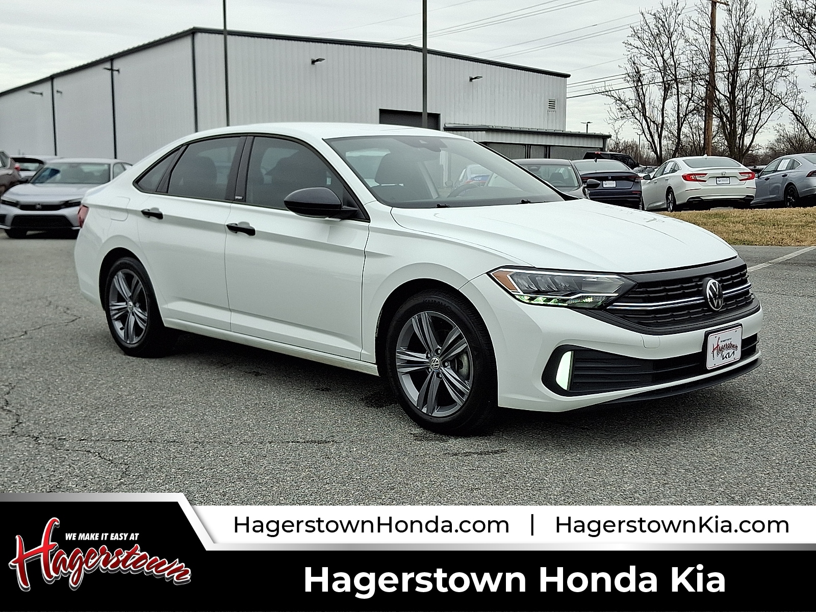 2024 Volkswagen Jetta Sport's photo