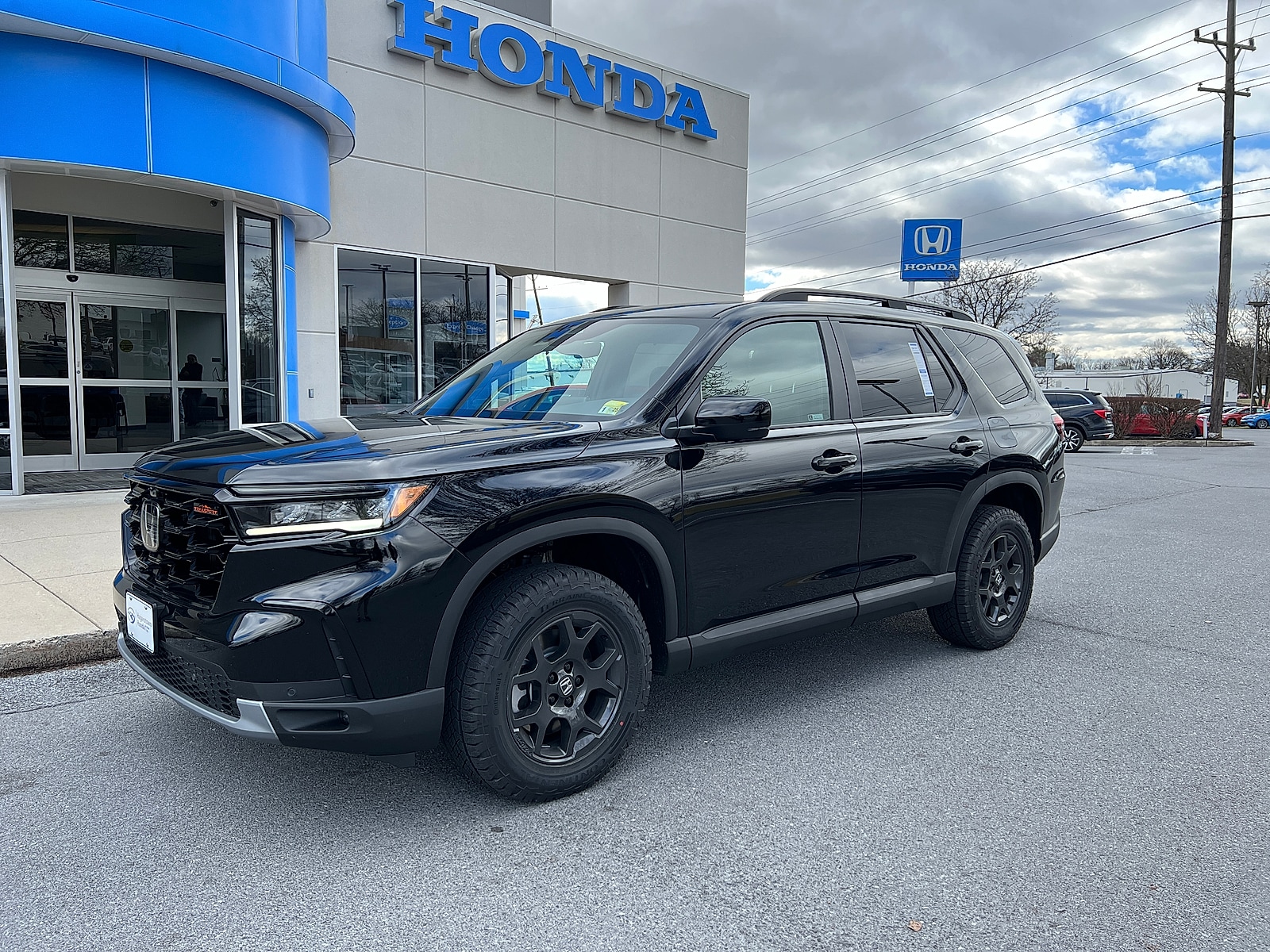 2025 Honda Pilot TrailSport's photo