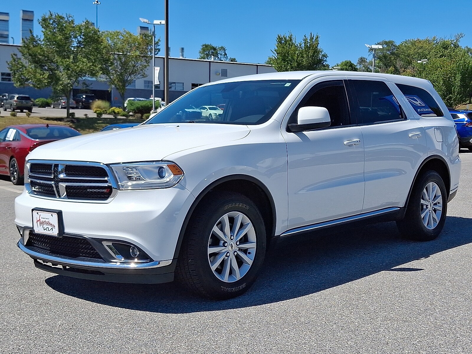 2019 Dodge Durango SXT photo 2
