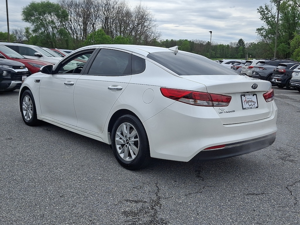 Used 2016 Kia Optima LX Sedan