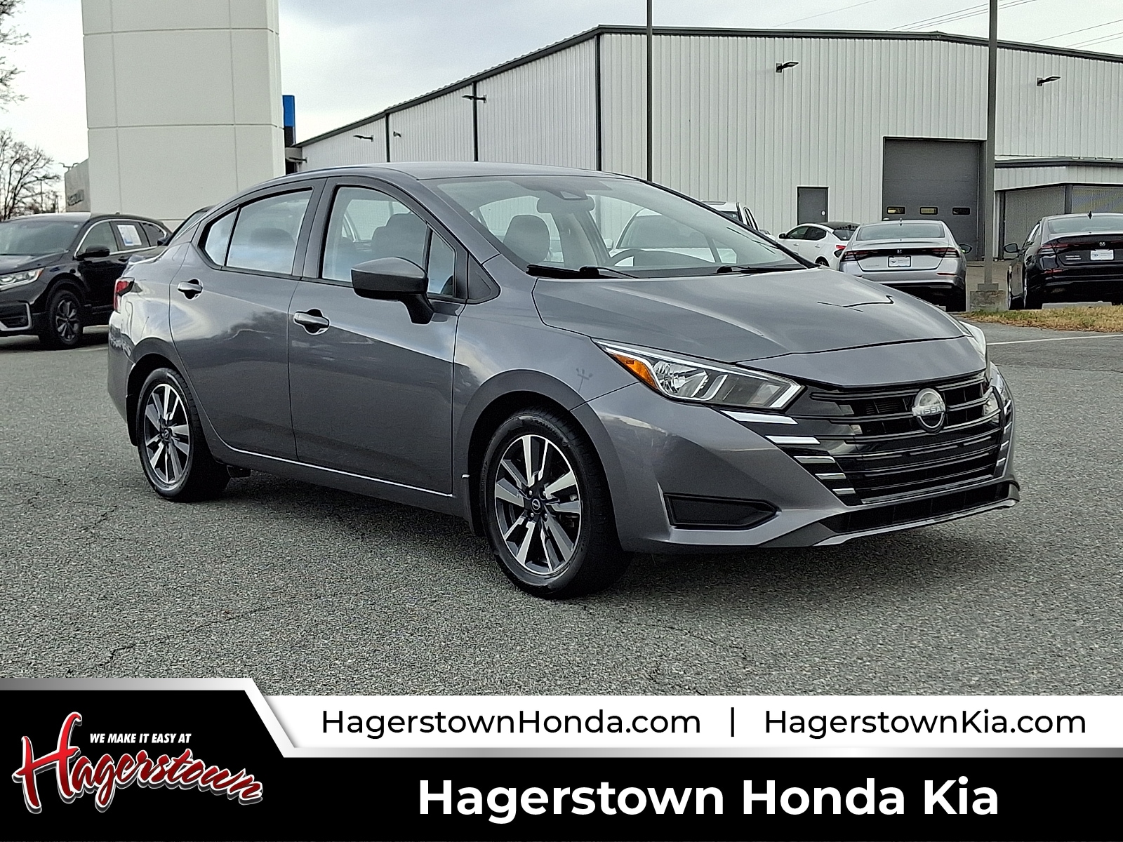 2023 Nissan Versa Sedan SV