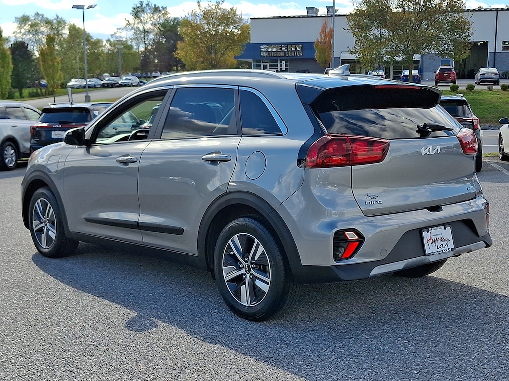 Certified 2022 Kia Niro Plug-In Hybrid LXS SUV