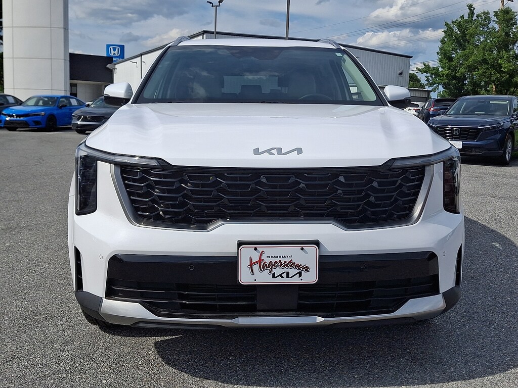 Certified 2025 Kia Sorento S SUV