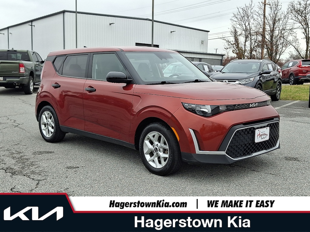 Certified 2023 Kia Soul S Hatchback