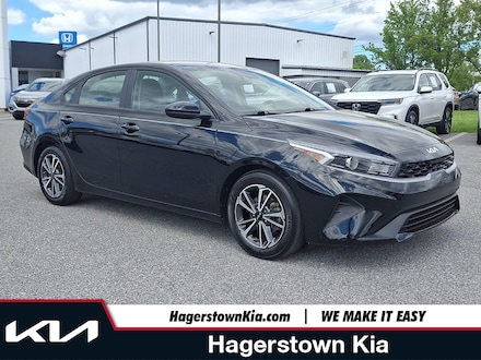 2023 Kia Forte LXS Sedan