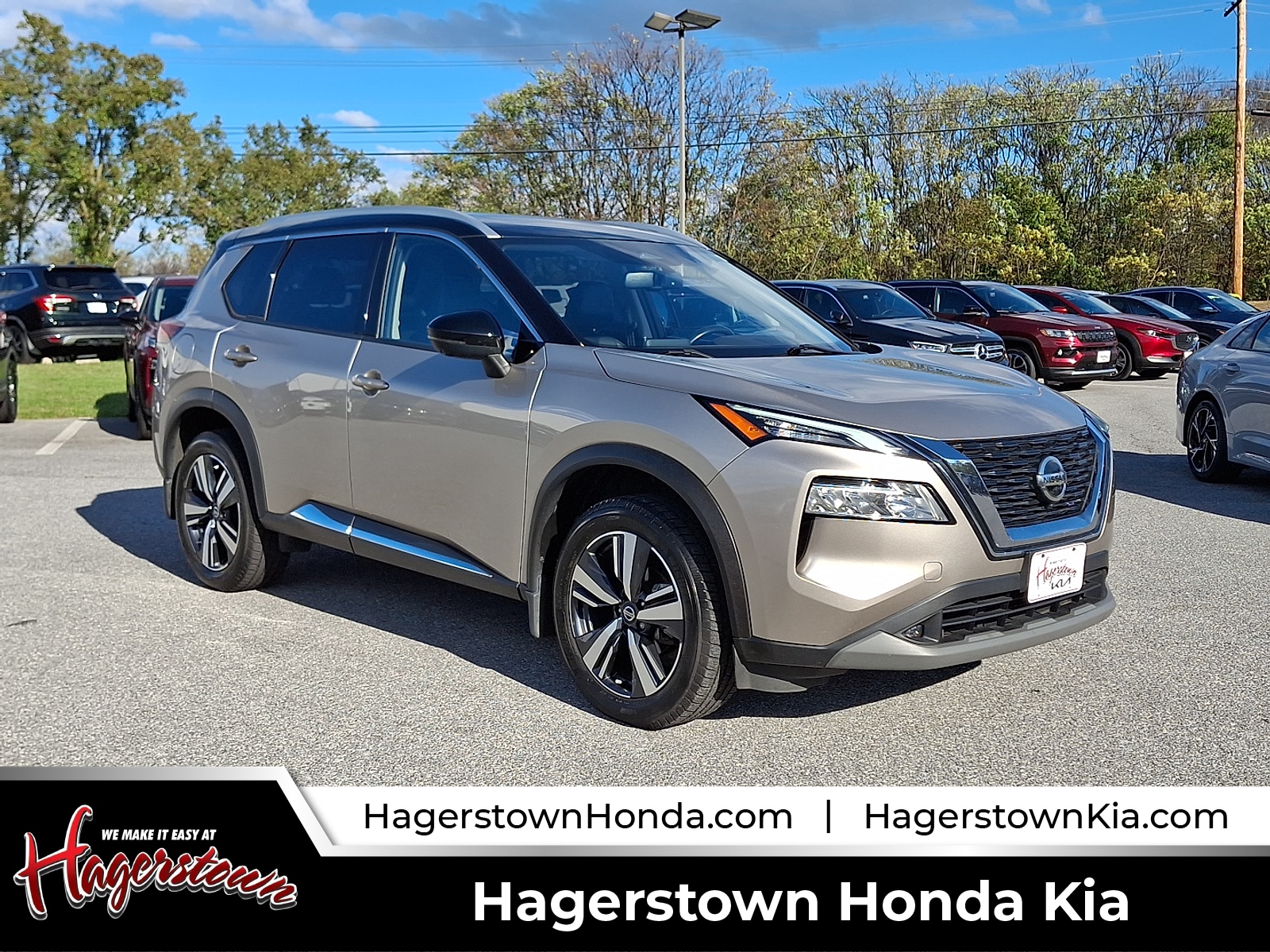 2021 Nissan Rogue SL's photo