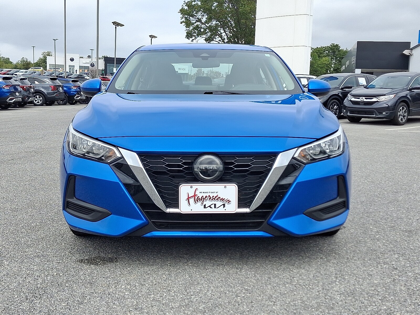 2022 Nissan Sentra SV photo 2