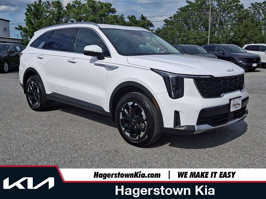 Certified 2025 Kia Sorento S SUV