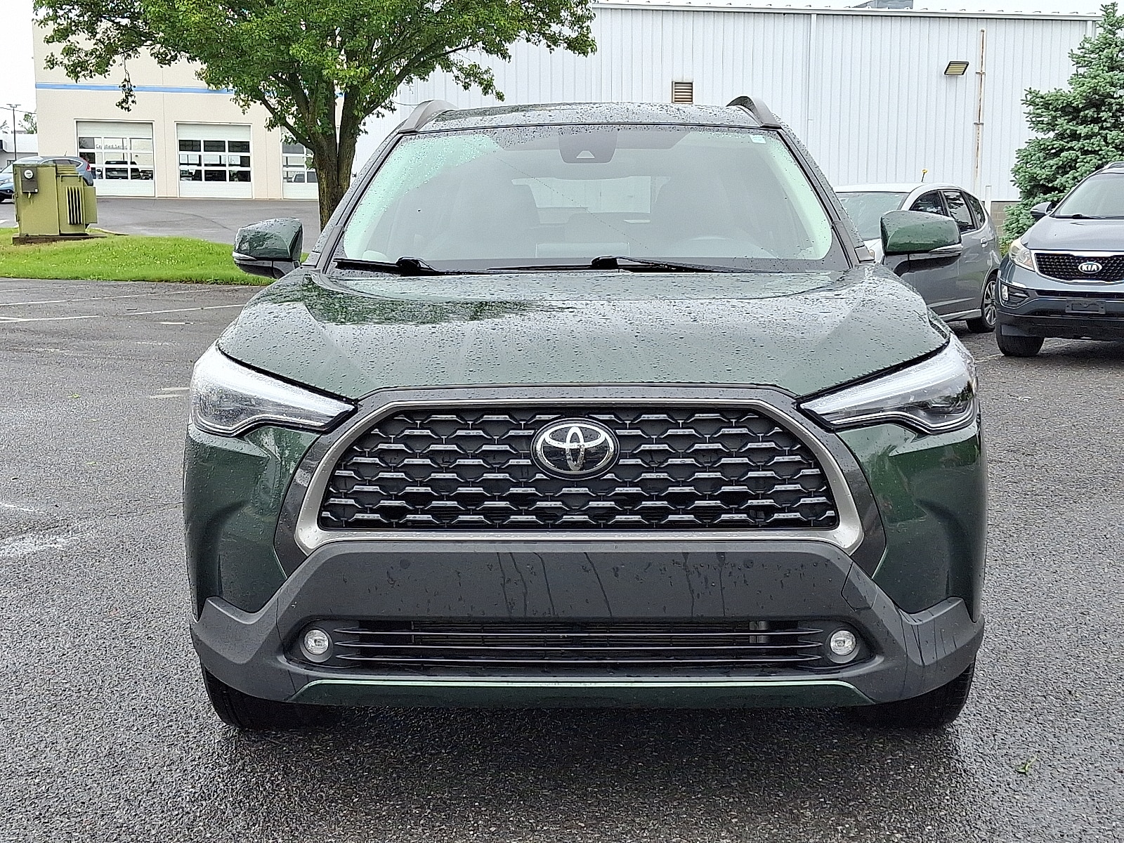 Used 2022 Toyota Corolla Cross XLE with VIN 7MUEAABG1NV026684 for sale in Hagerstown, MD