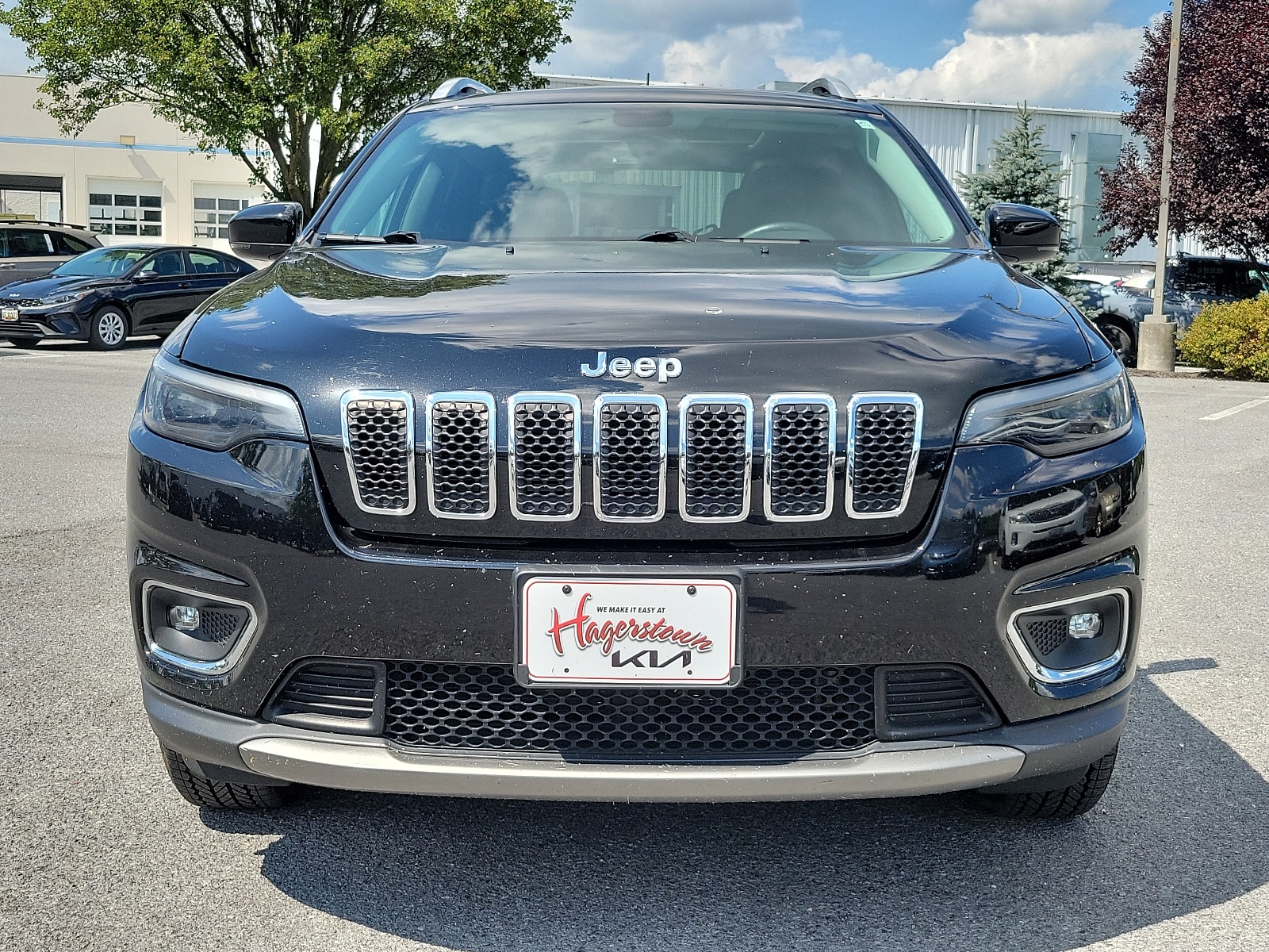 Used 2019 Jeep Cherokee Limited with VIN 1C4PJMDX2KD336190 for sale in Hagerstown, MD