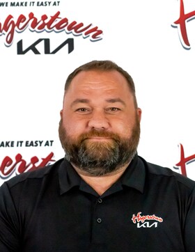 Staff member Justin Krumpach from ID_16313e9c2df6