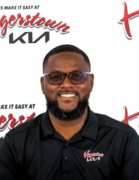 Staff member Johl Hill from ID_16313e9c2df6