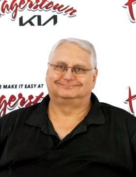 Staff member Will Wright from ID_16313e9c2df6