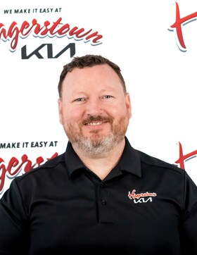Staff member Jeremy Kelly from ID_77cba6b4d087