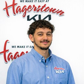 Staff member Cameron Gossert from ID_16313e9c2df6