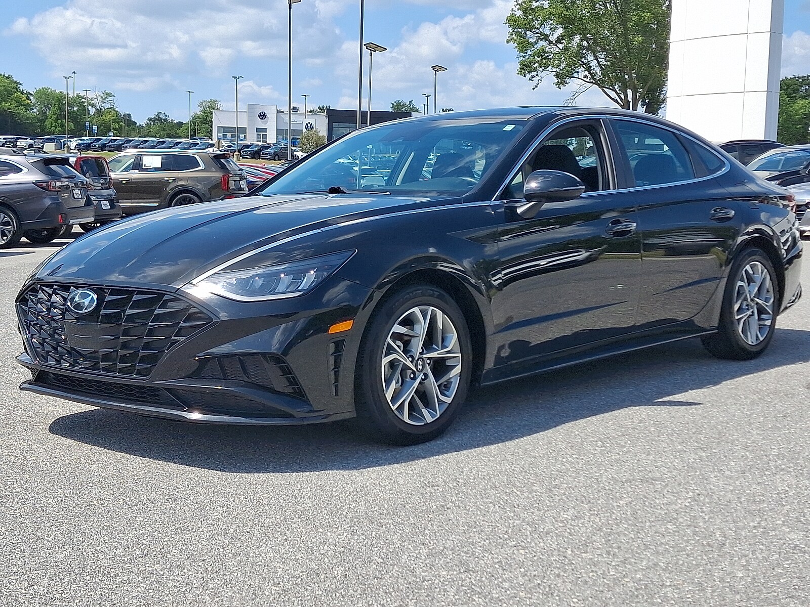 2023 Hyundai Sonata SEL photo 3