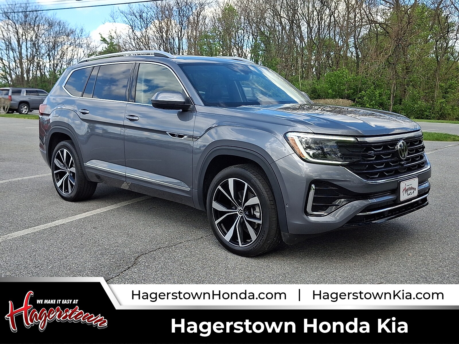 2024 Volkswagen Atlas 2.0T SEL Premium R-Line 4MOTION's photo