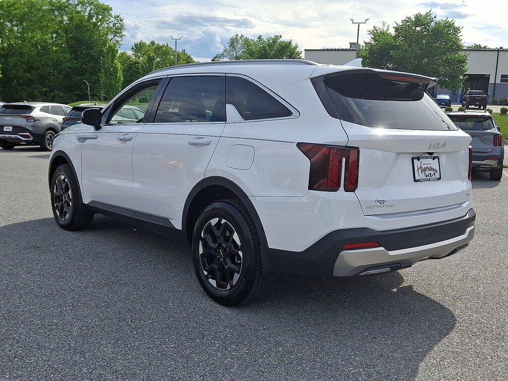 Certified 2025 Kia Sorento S SUV