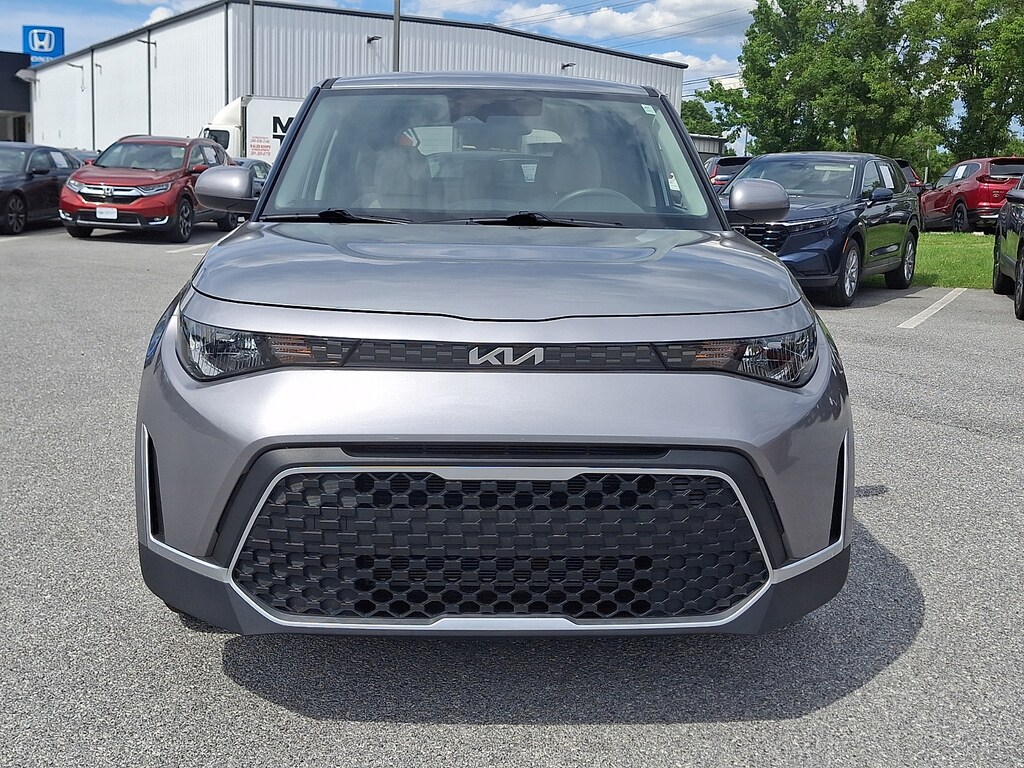 Certified 2025 Kia Soul LX Hatchback