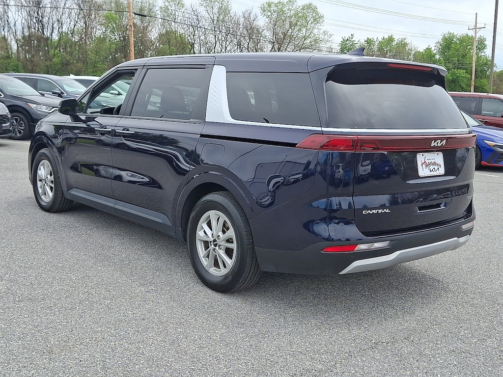 Certified 2024 Kia Carnival LX Minivan/Van