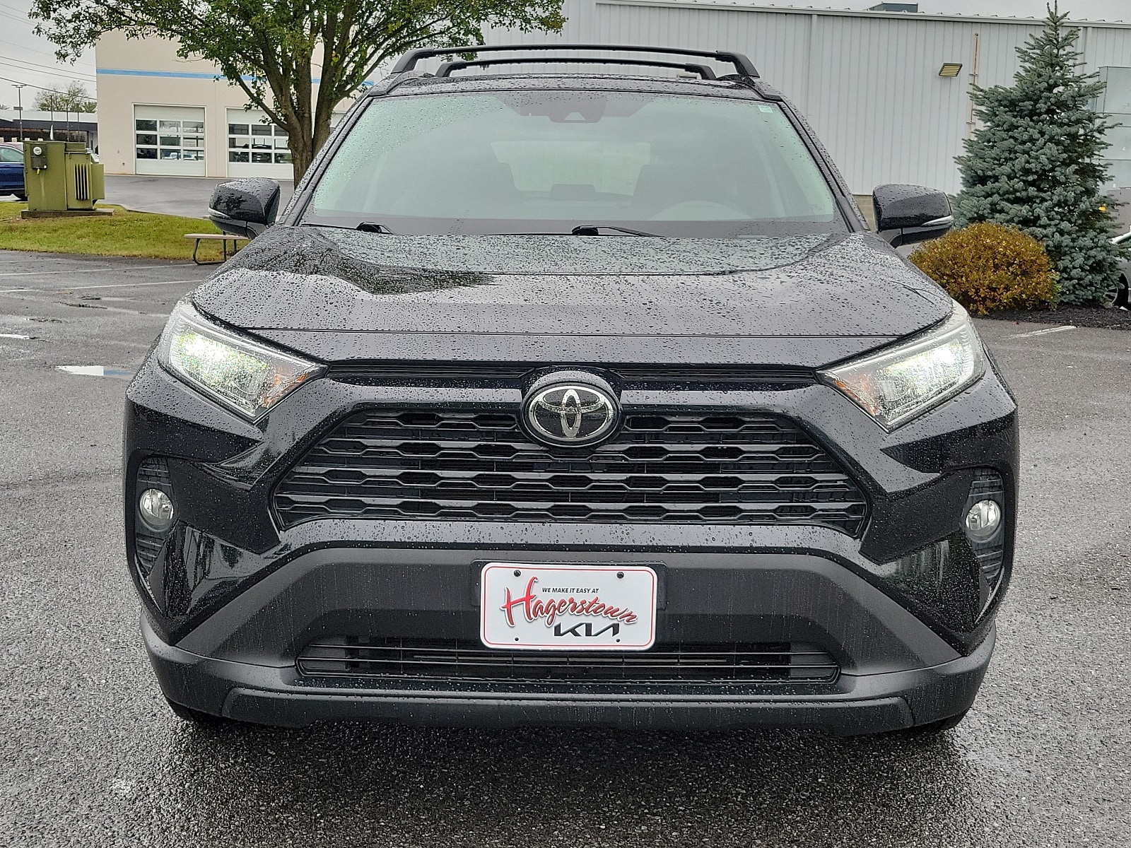 Used 2020 Toyota RAV4 XLE with VIN 2T3P1RFV4LW110729 for sale in Hagerstown, MD