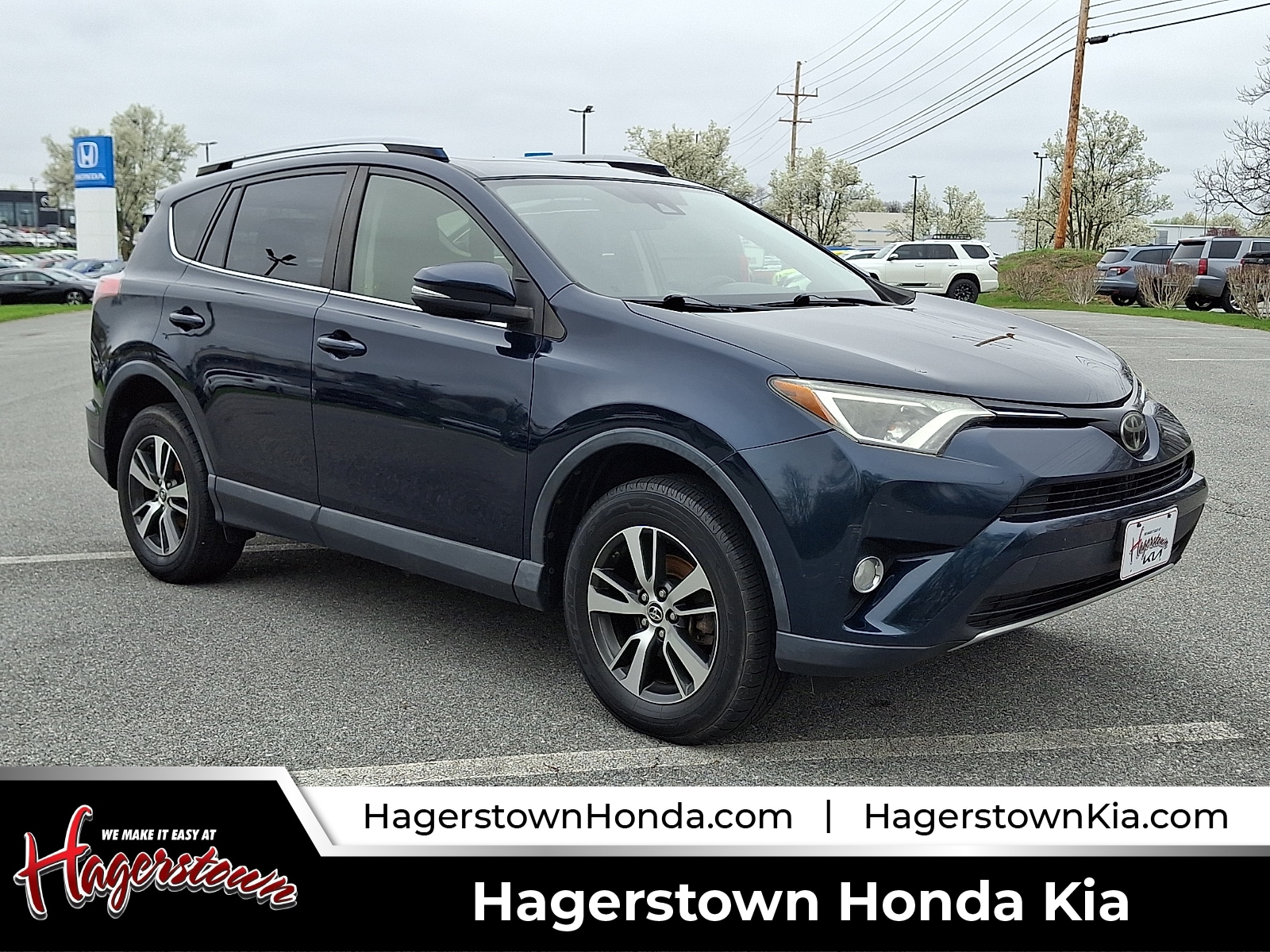 2017 Toyota RAV4 XLE AWD's photo