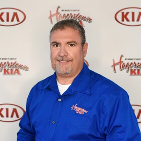 Staff member Jerrin Shanholtz from ID_16313e9c2df6