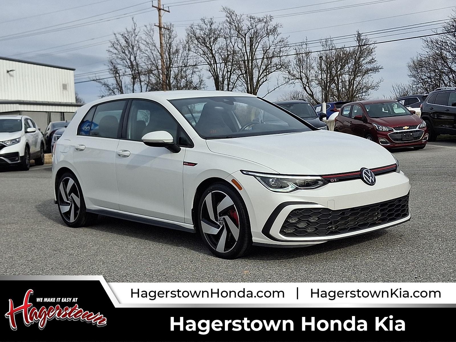 2024 Volkswagen Golf GTI Base's photo