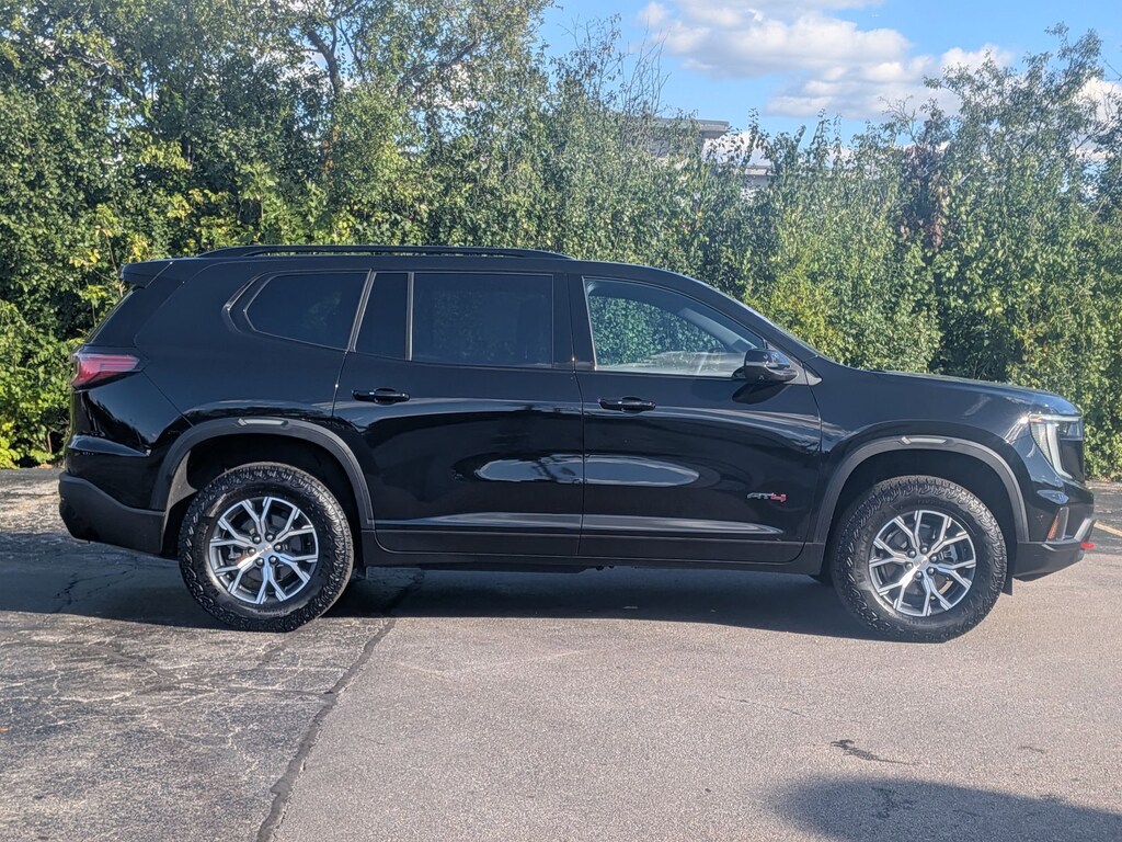 Used 2024 GMC Acadia AT4 SUV