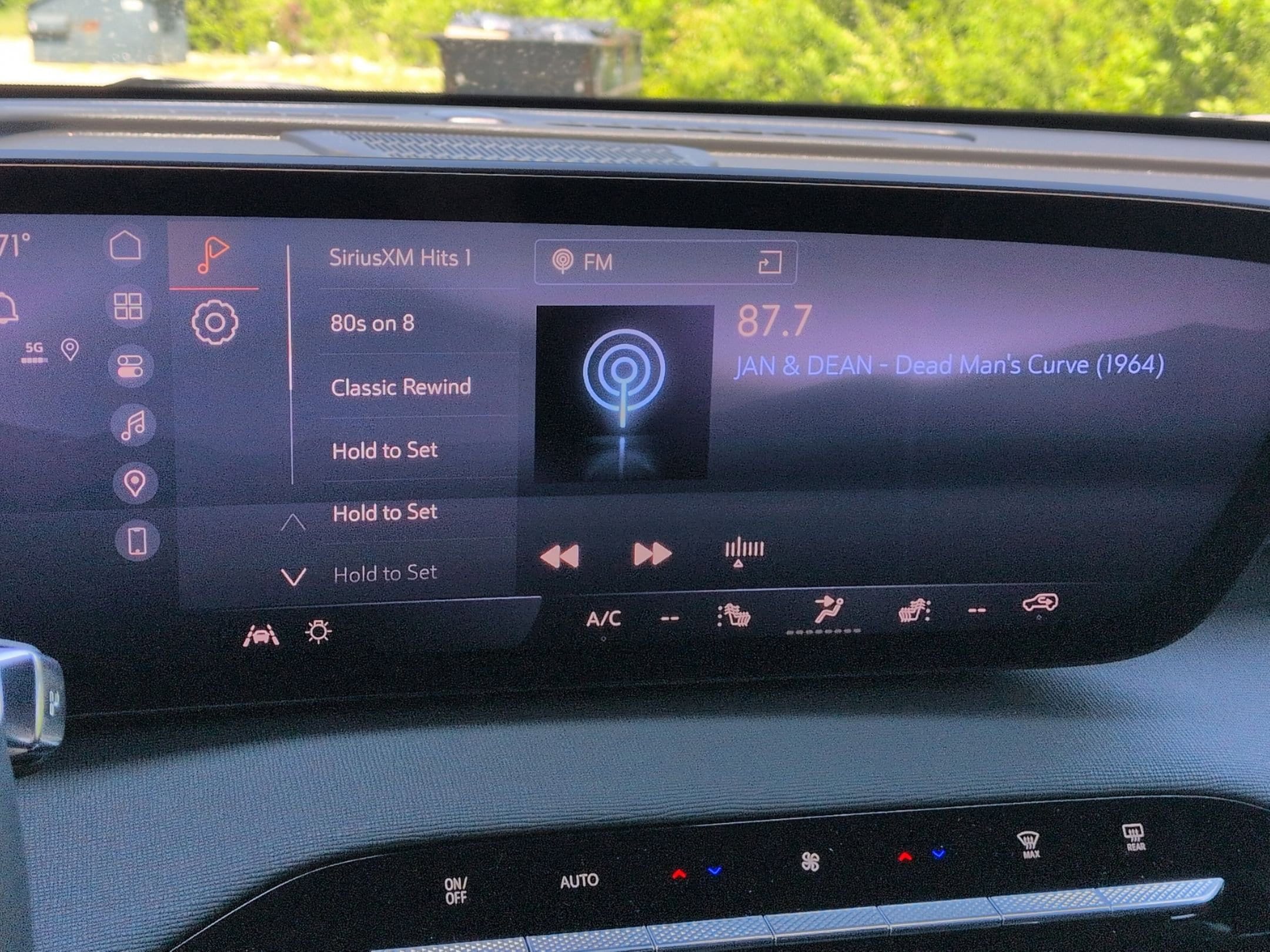 2026 Buick Enclave Preferred - Photo 18