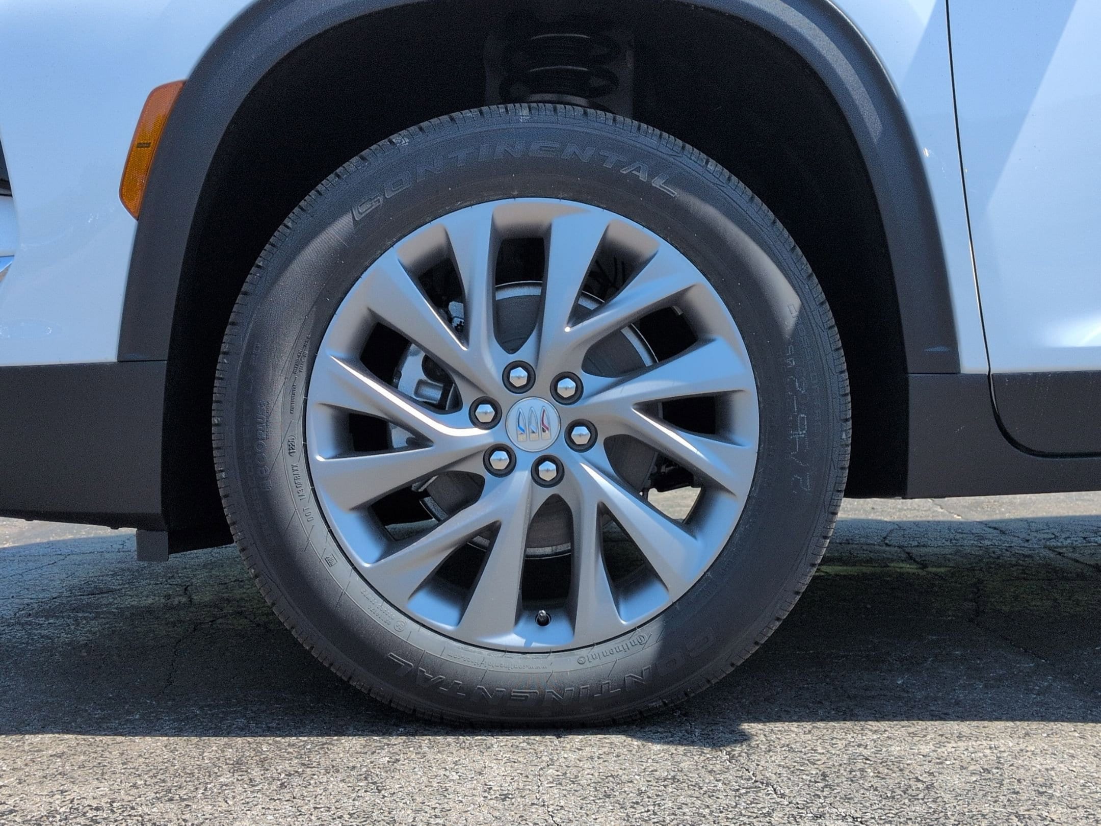2026 Buick Enclave Preferred - Photo 9
