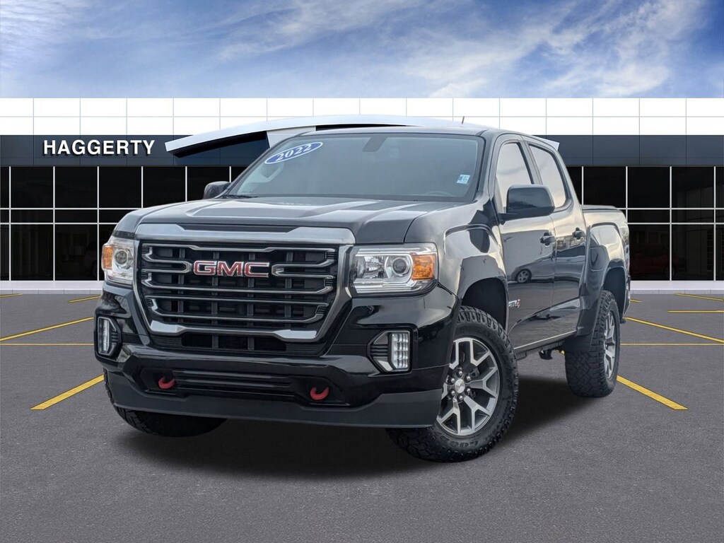 Used 2022 GMC Canyon AT4 w/Leather Truck Crew Cab