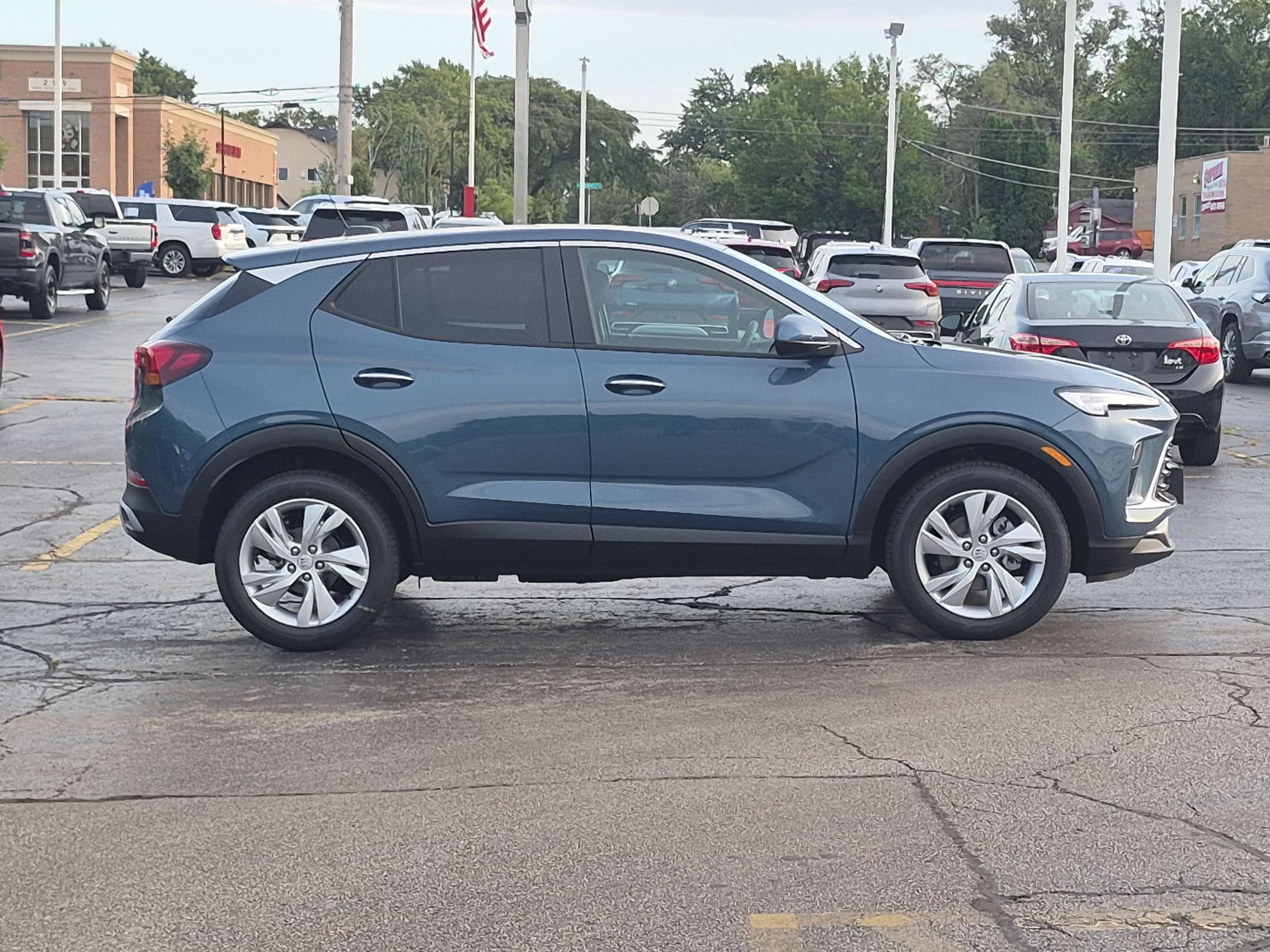 New 2026 Buick Encore GX Preferred SUV