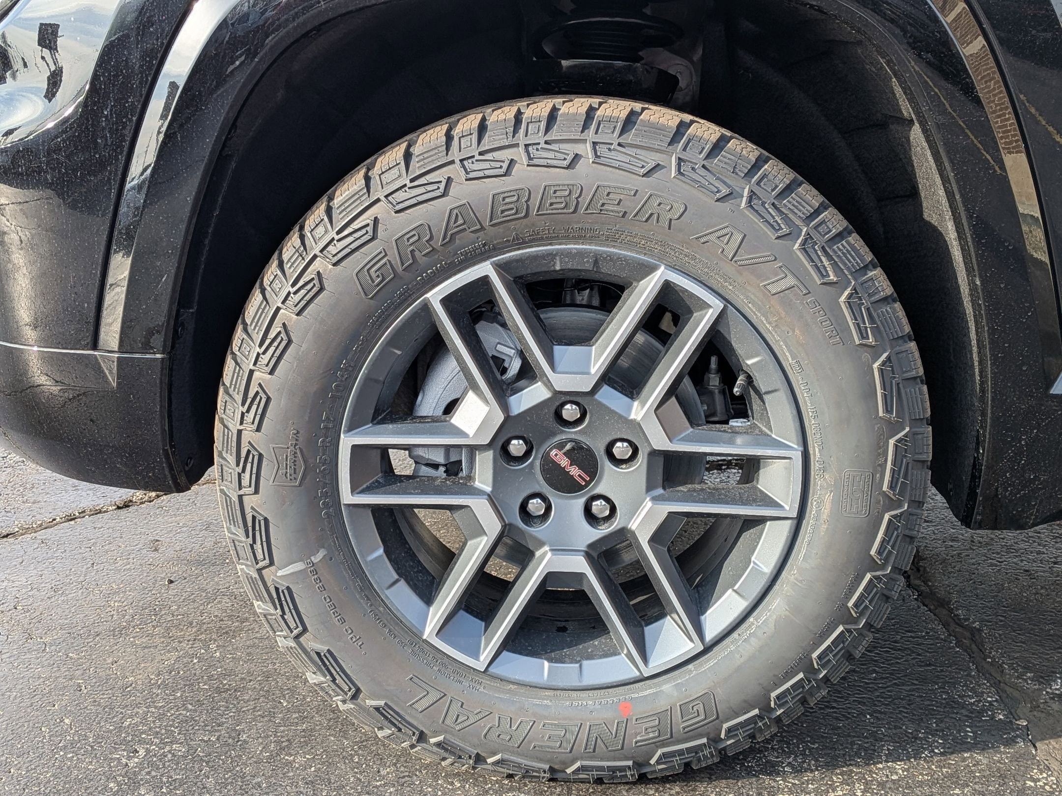 2026 GMC Terrain AT4 - Photo 9