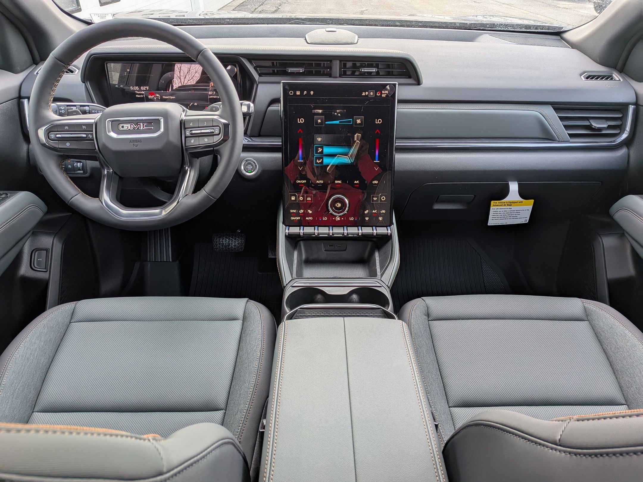 2026 GMC Terrain AT4 - Photo 24