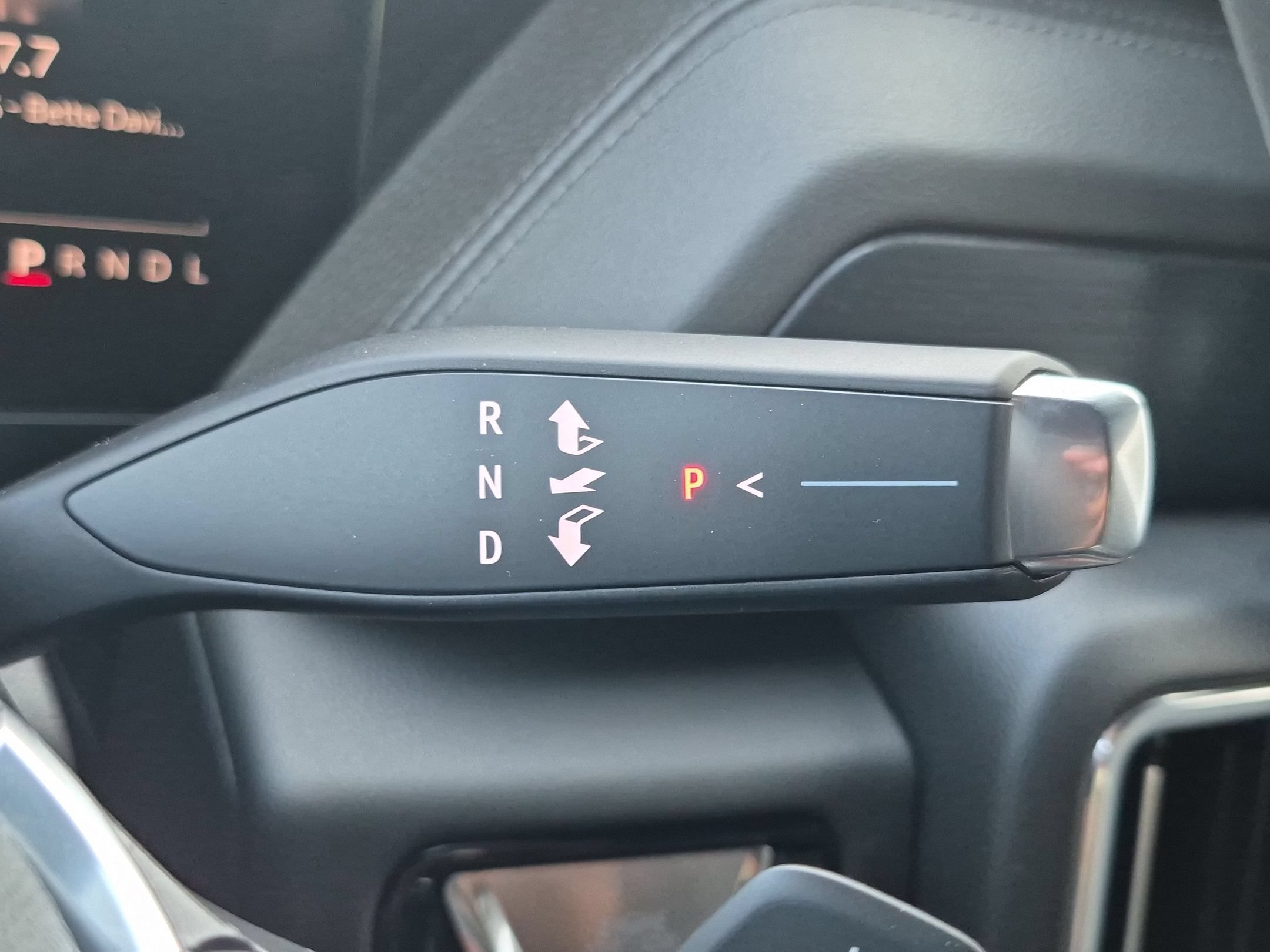 2026 GMC Yukon XL Denali - Photo 24