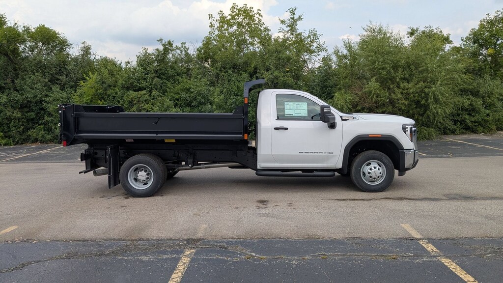 New 2025 GMC Sierra 3500 HD Chassis Cab Pro Truck Regular Cab