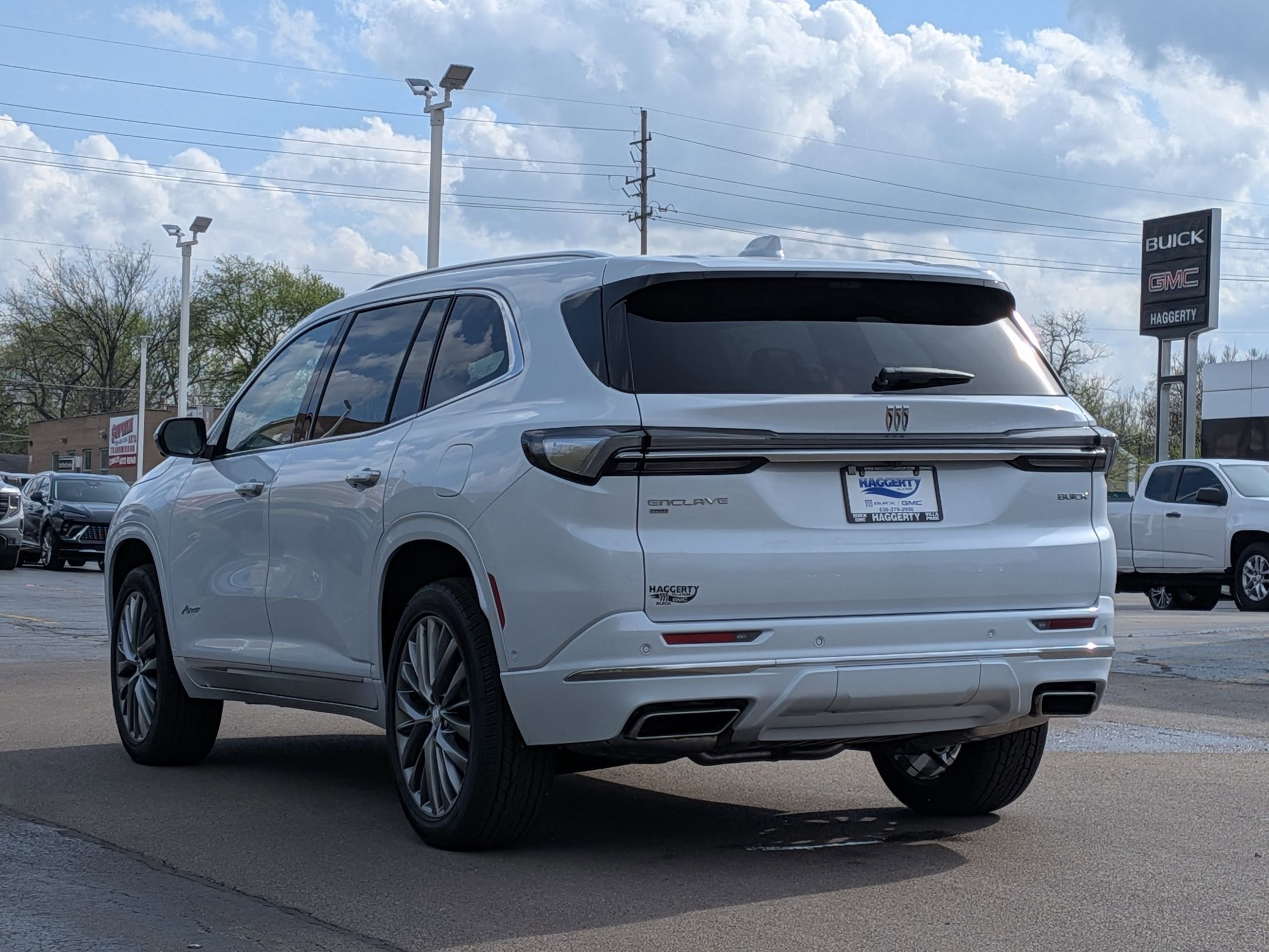 2026 Buick Enclave Avenir - Photo 7